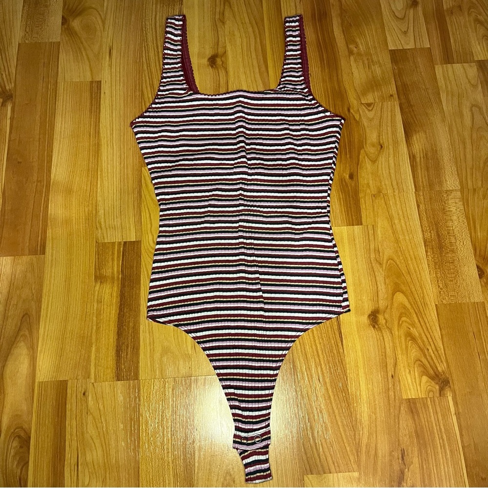 HOLLISTER | Striped Bodysuit